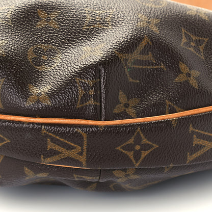 Louis Vuitton Monogram Croissant MM 9 of 10