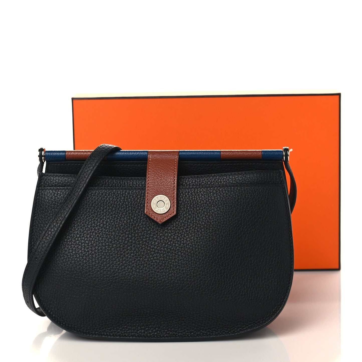 Taurillon Clemence Chevre Mysore Saut 25 Black