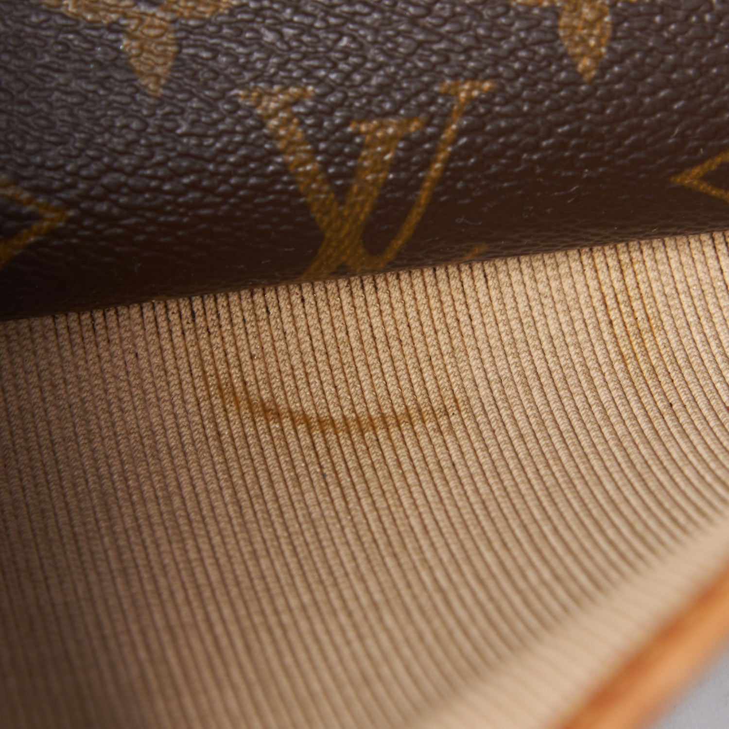 Louis Vuitton Monogram Deauville 9 of 9