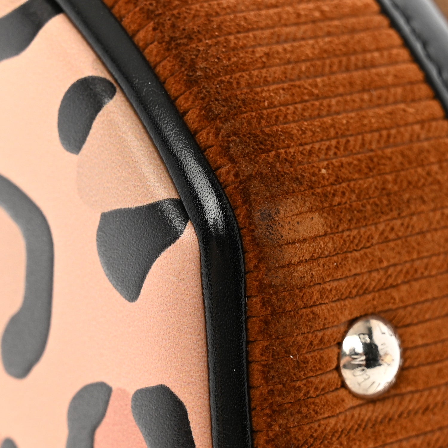 Louis Vuitton Reverse Monogram Leopard Petite Boite Chapeau 13 of 13
