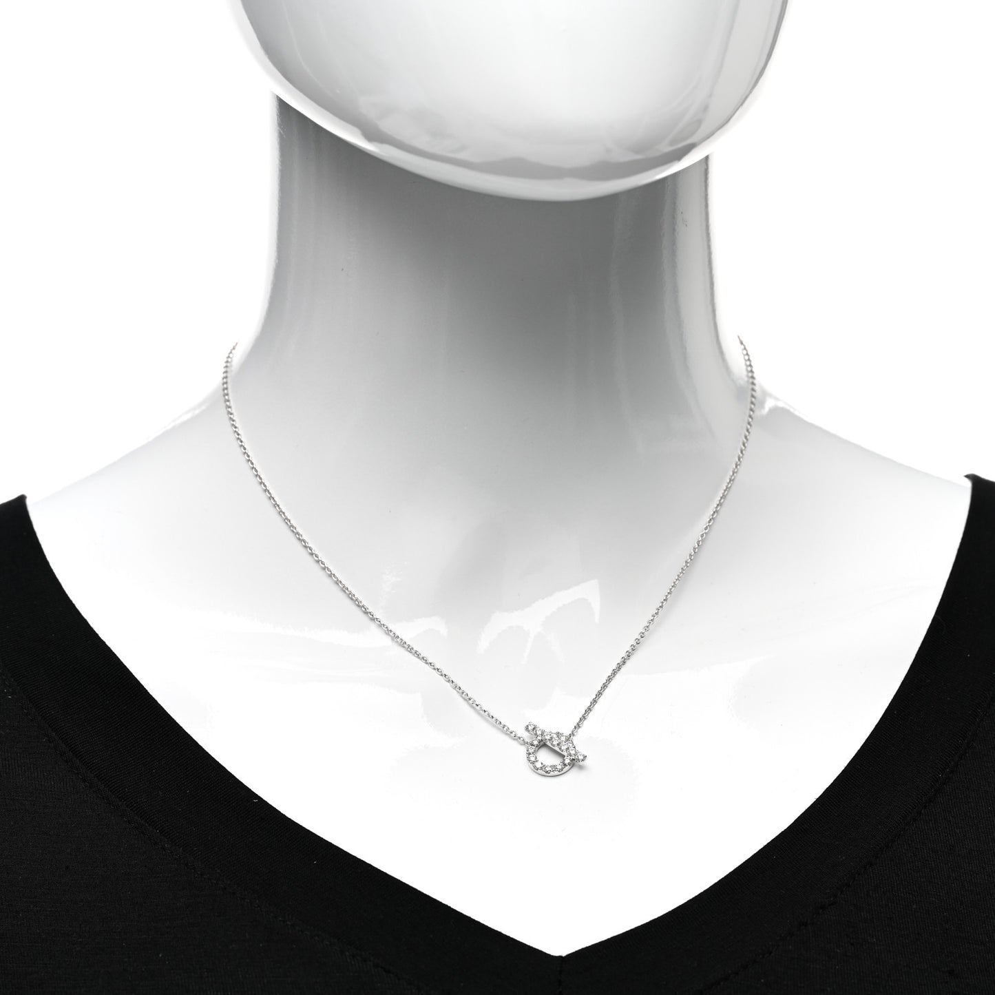 18K White Gold Diamond Finesse Pendant Necklace