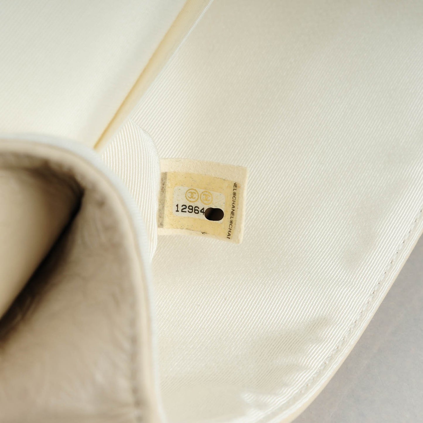 Calfskin Unlimited Jumbo Double Flap Off White
