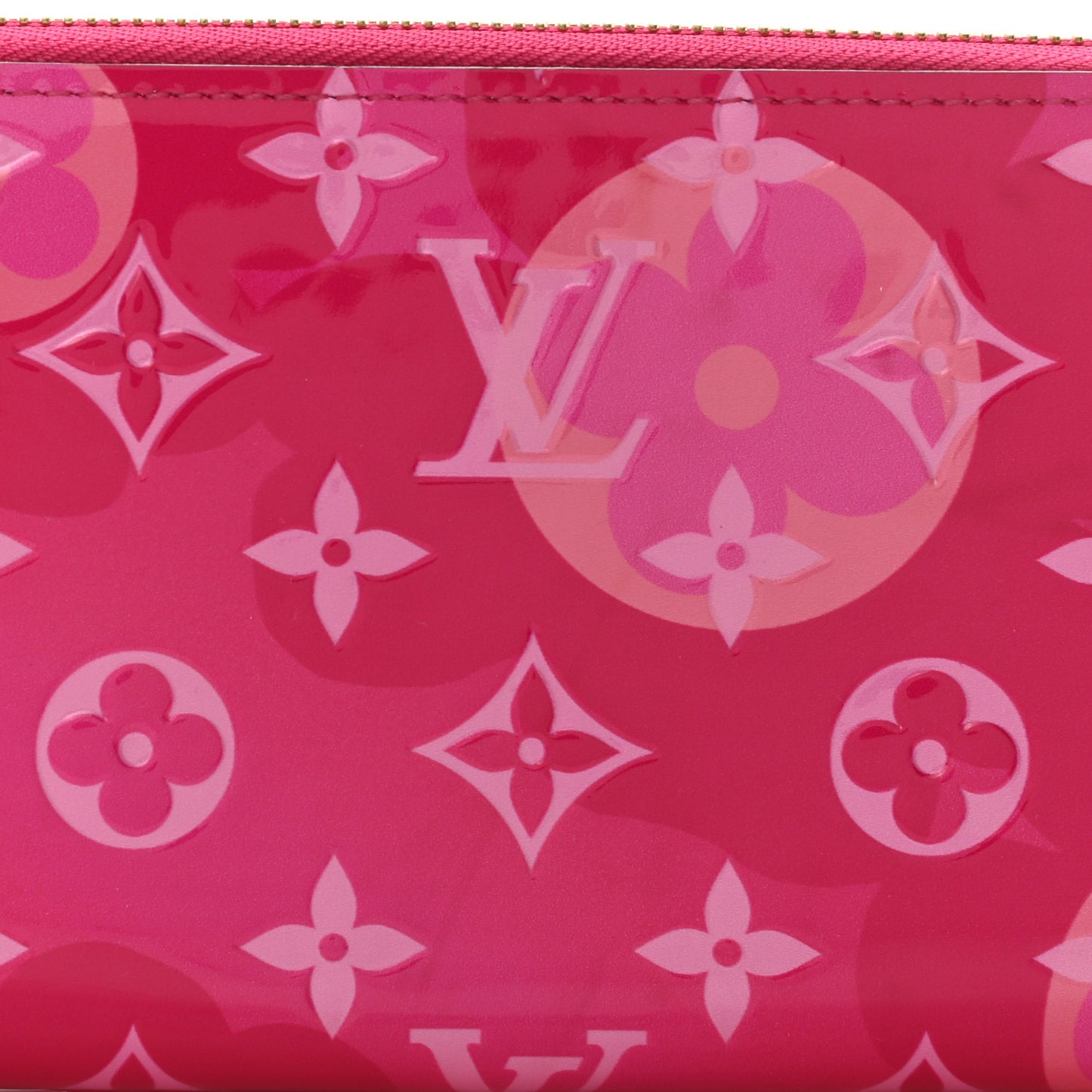 Vernis Valentine Zippy Wallet Fuchsia