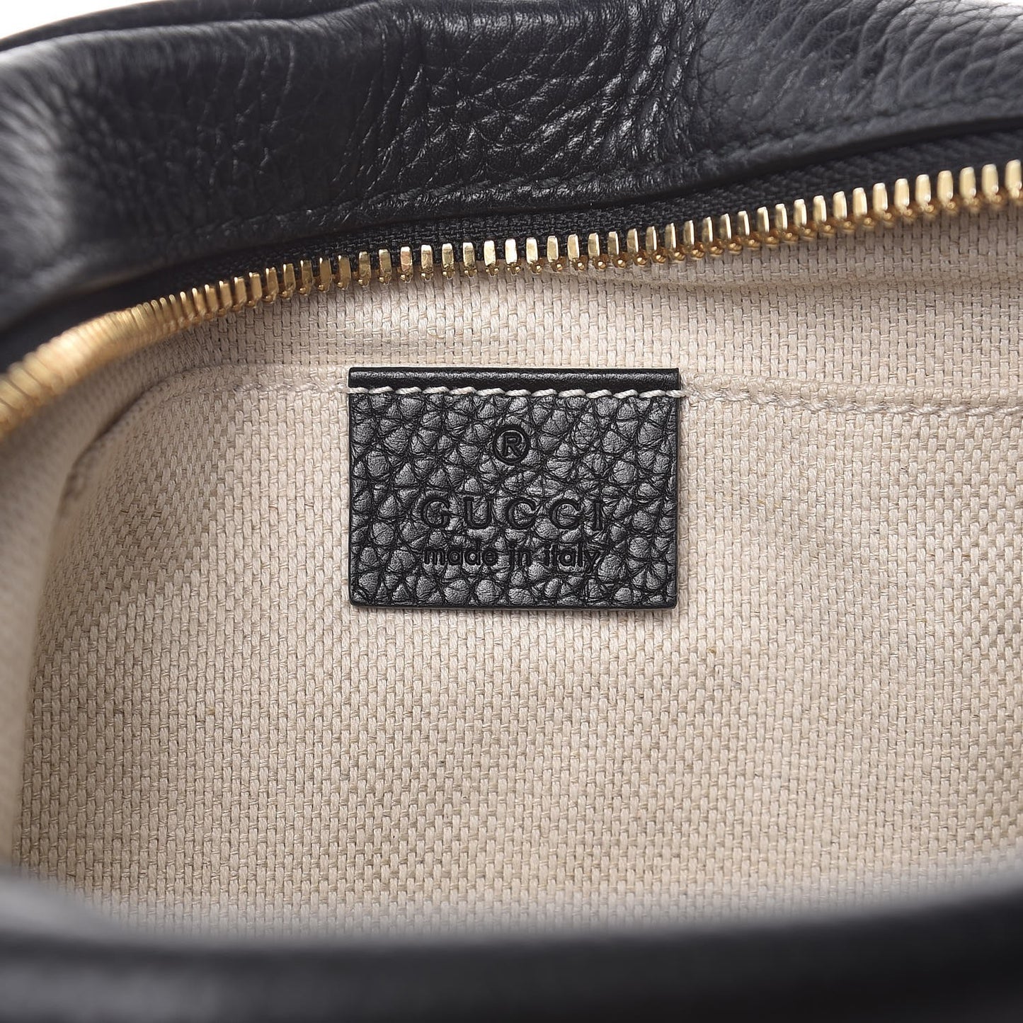 Pebbled Calfskin Small Soho Disco Bag Black