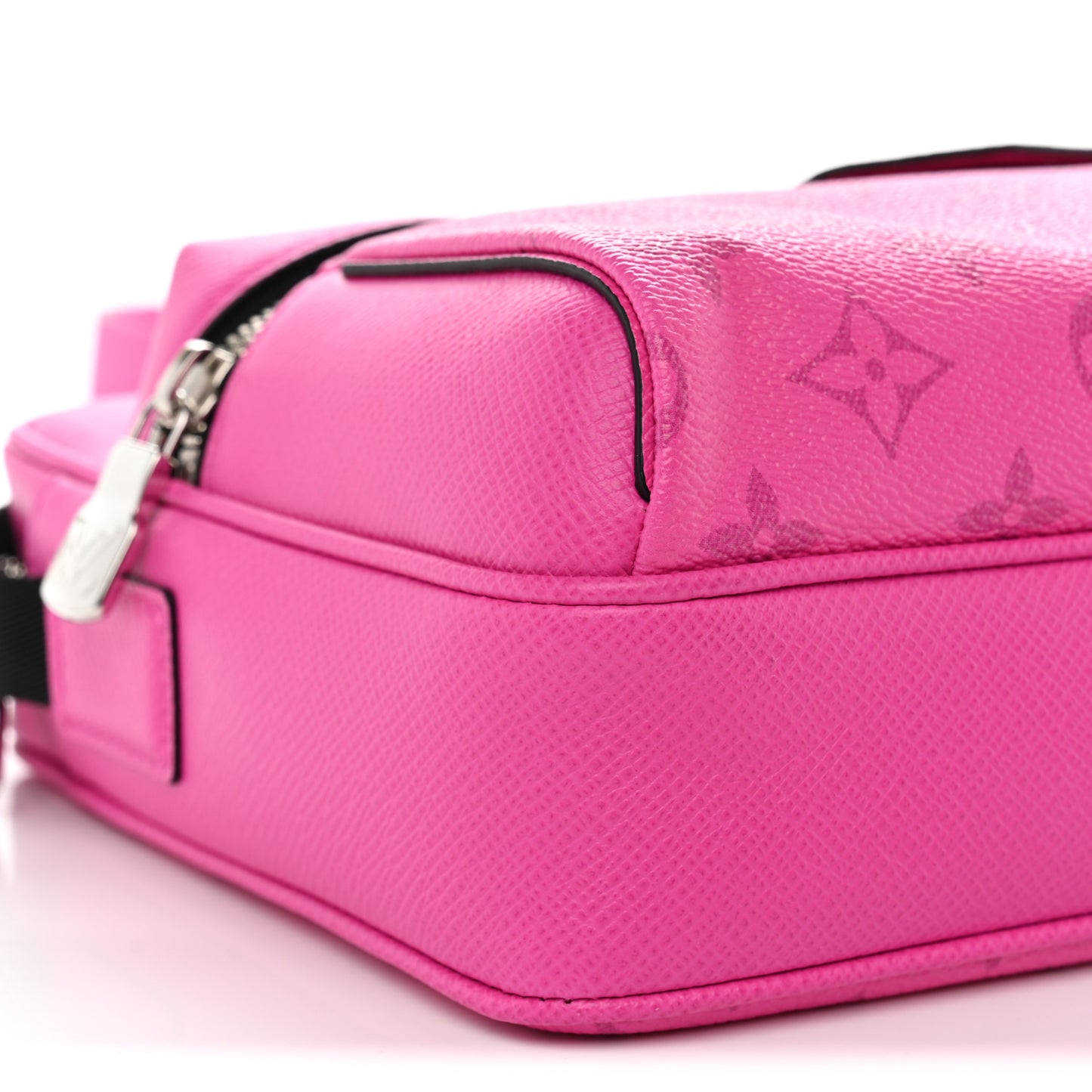 Taigarama Outdoor Messenger Fuchsia
