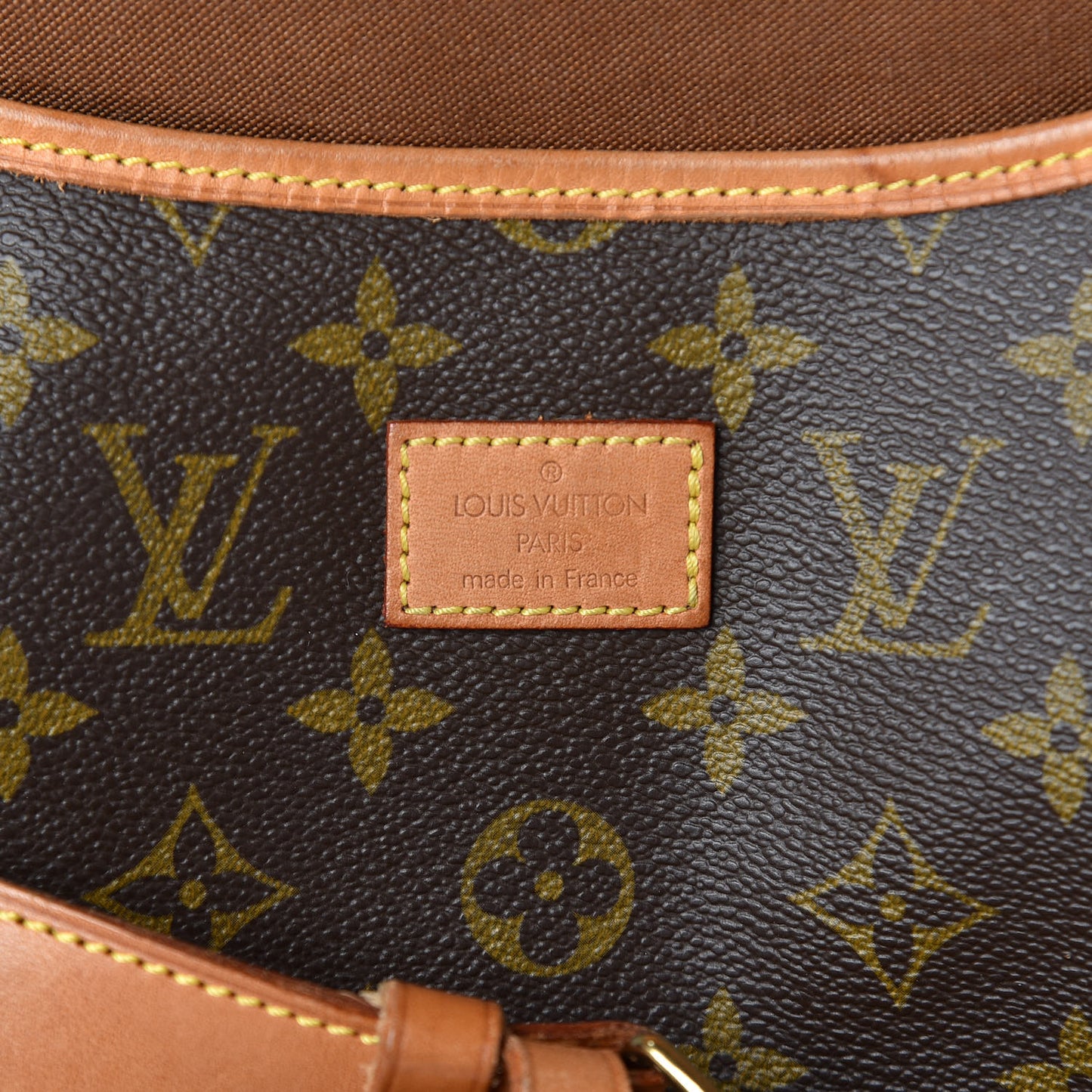 Monogram Saumur 35