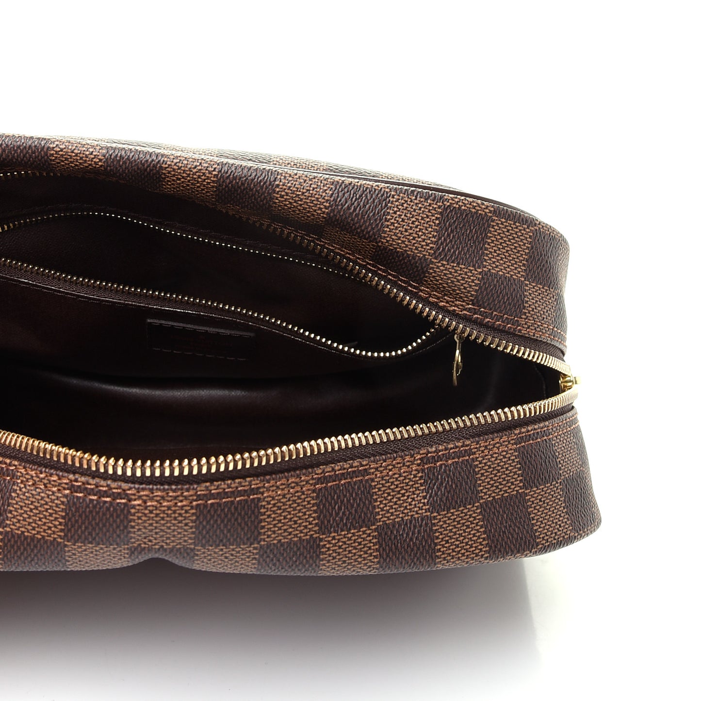 Damier Ebene Toiletry Bag 25