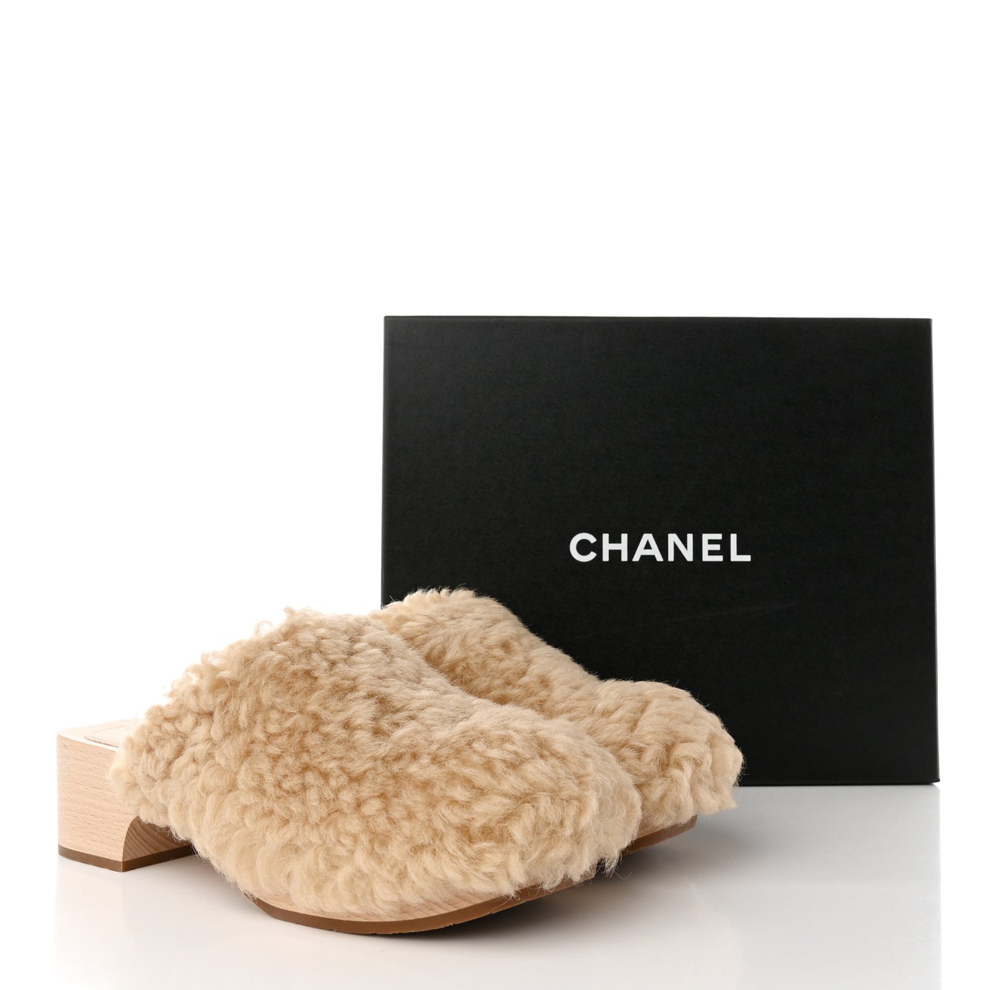 Shearling Lambskin Clogs 41 Beige