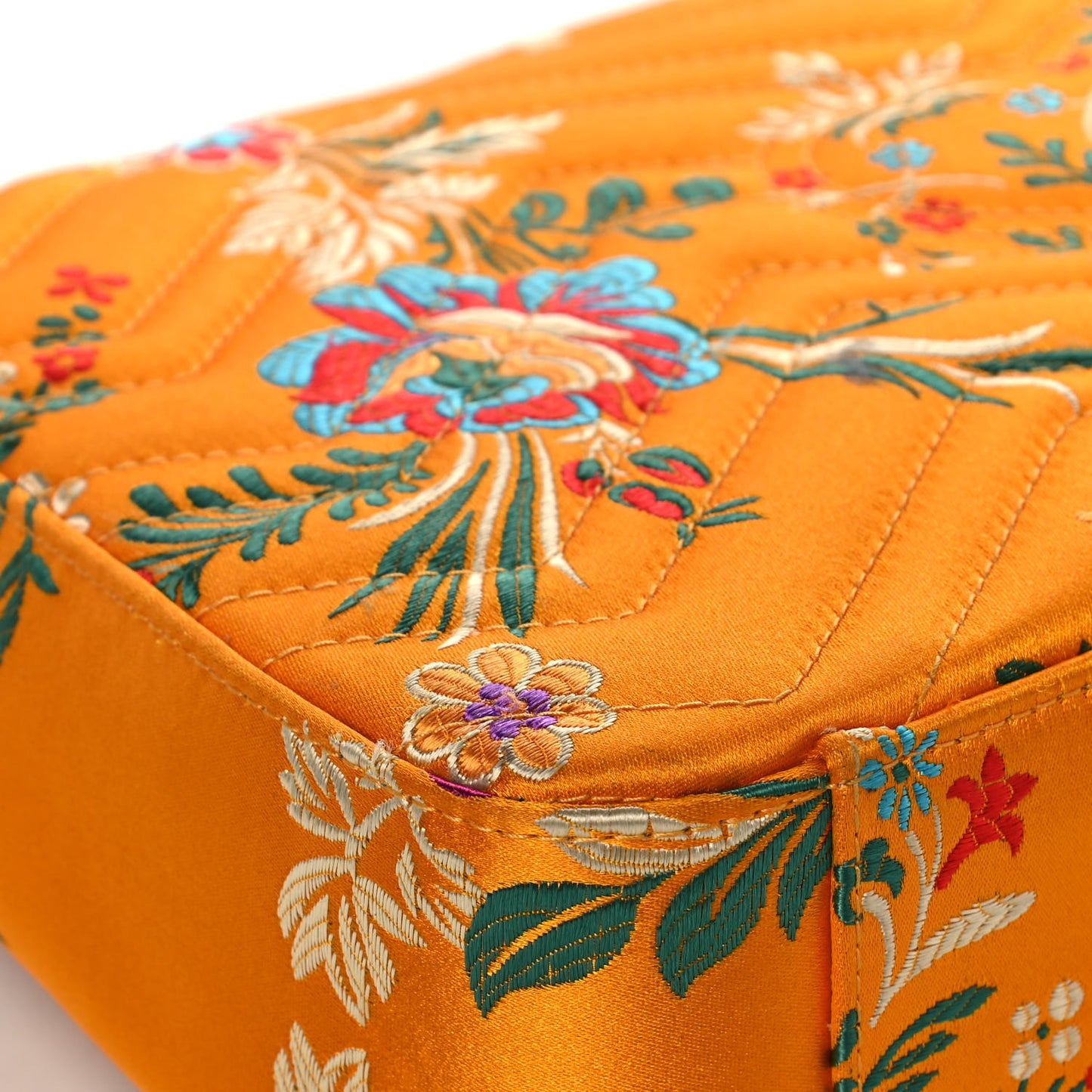 Jacquard Matelasse Floral Medium GG Marmont Shoulder Bag Yellow