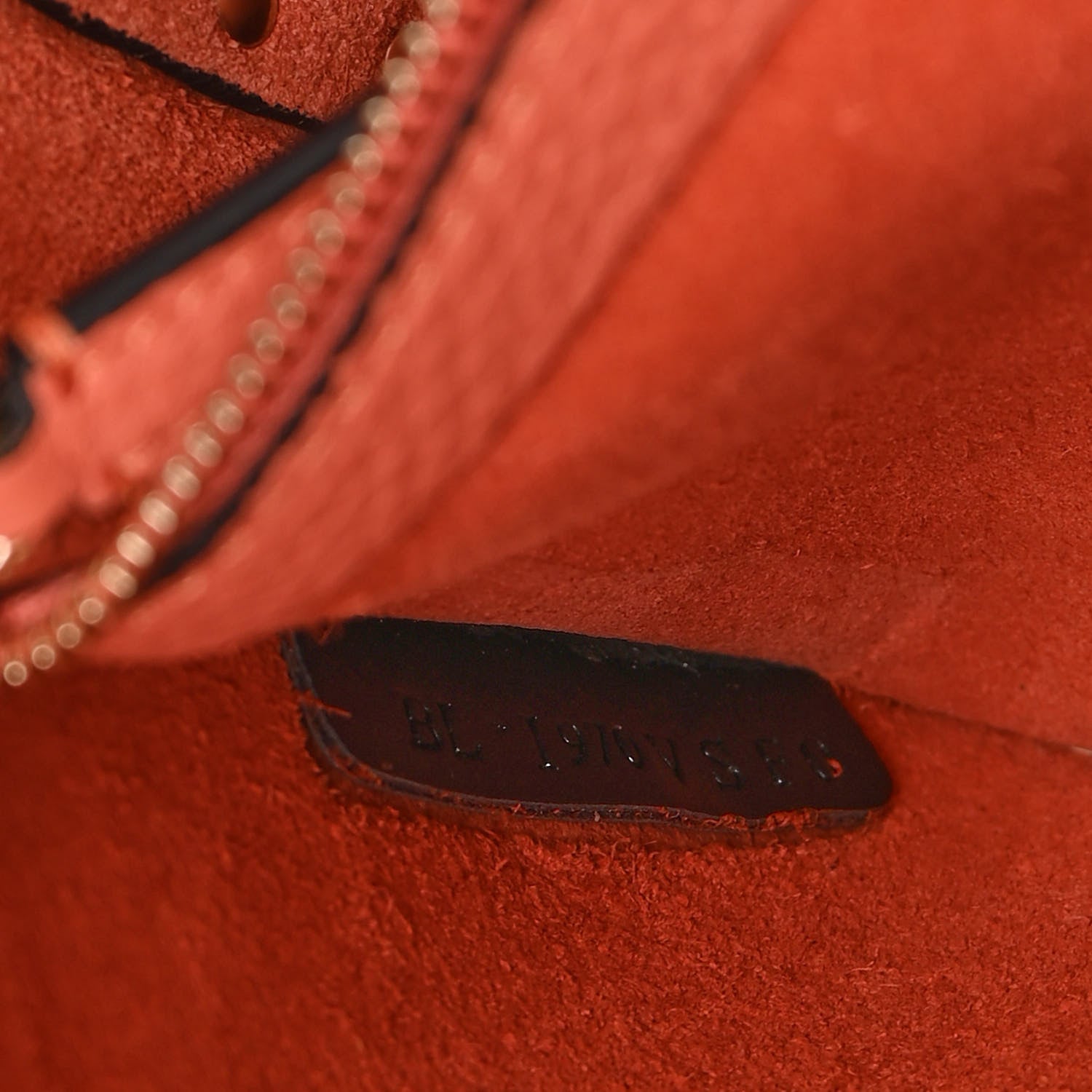 Valentino Garavani Pebbled Calfskin Medium Rockstud Tote Coral 7 of 20