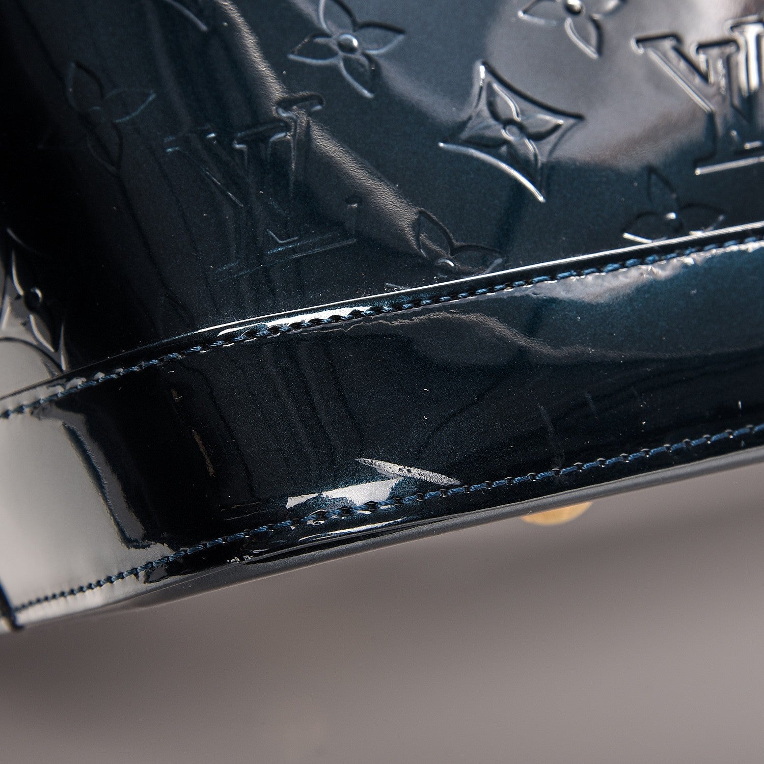 Louis Vuitton Vernis Alma GM Blue Nuit 8 of 9