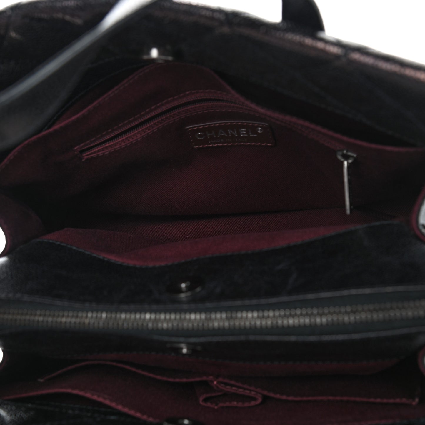 Crumpled Grained Calfskin Quilted CC Crave Tote Black