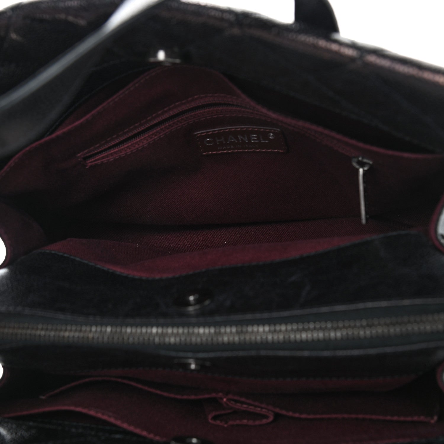 Chanel Crumpled Grained Calfskin Quilted CC Crave Tote Black 4 of 9