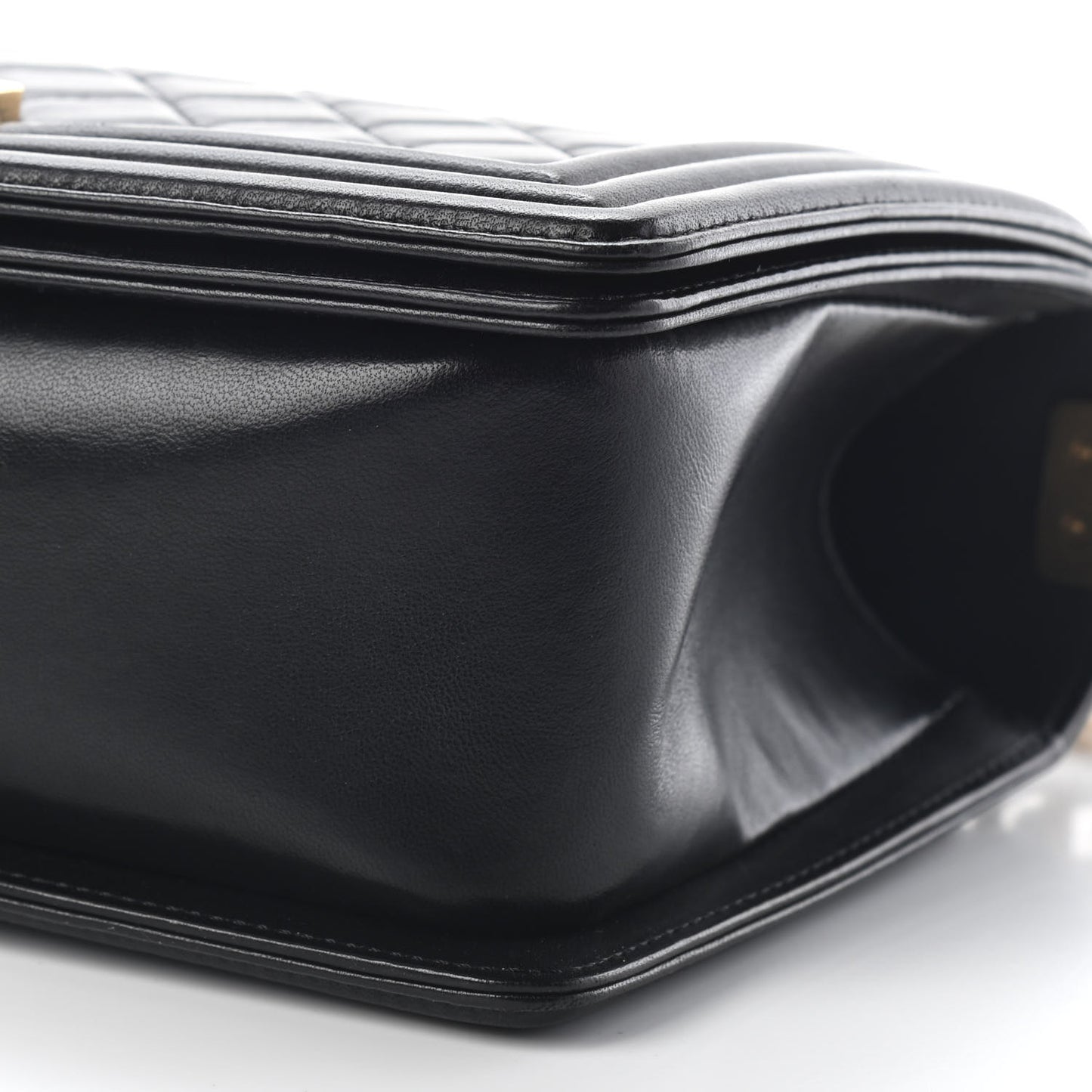 Lambskin Quilted Medium Boy Flap Black