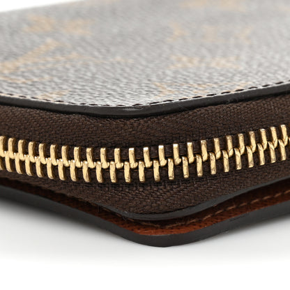 Louis Vuitton Monogram Zipped ID Wallet 9 of 9