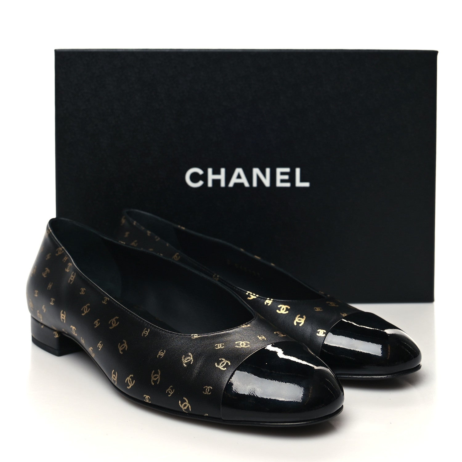 Chanel Lambskin Patent Calfskin Printed CC Cap Toe Ballerina Flats 39.5 Black Gold 9 of 9