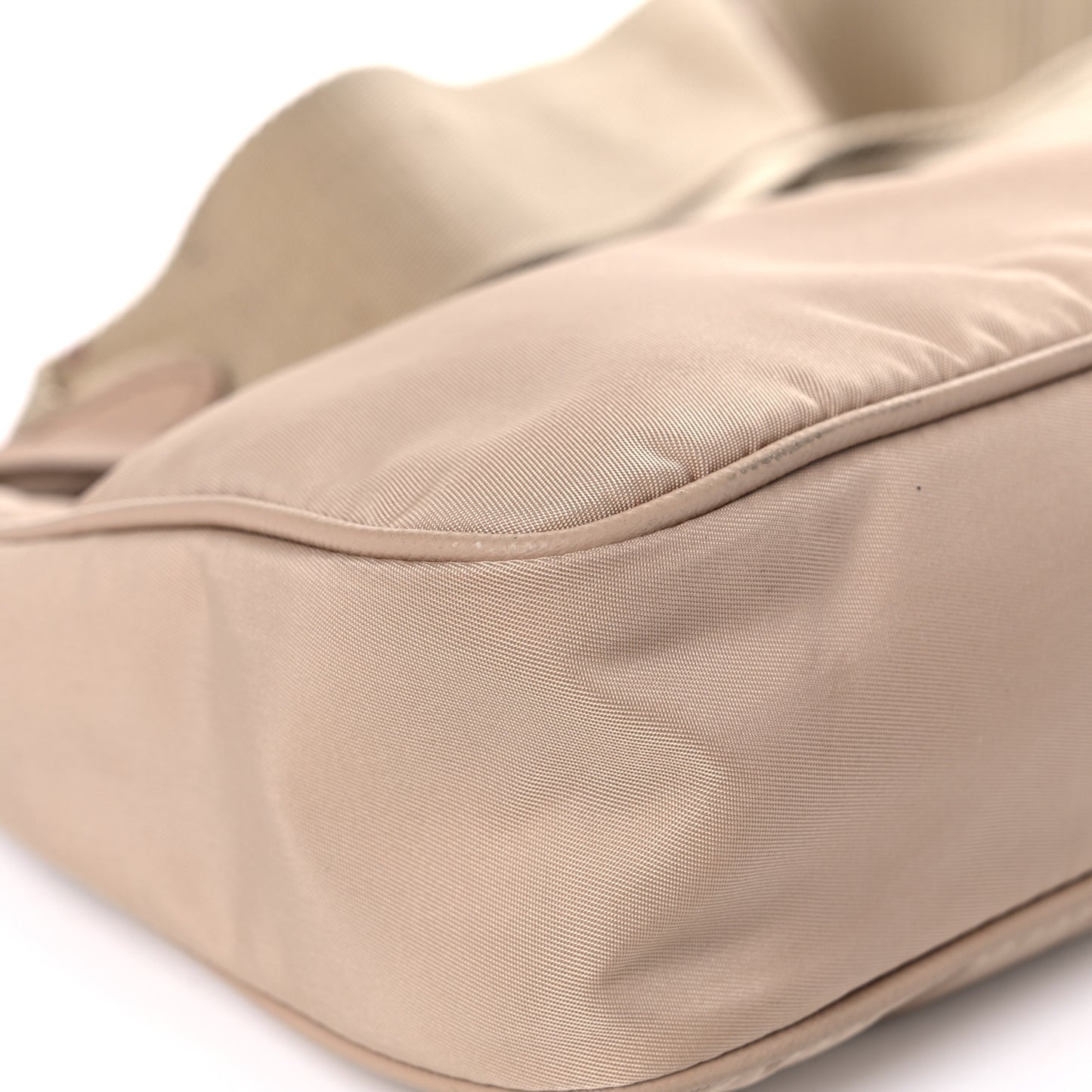 Nylon Re-Edition 2005 Shoulder Bag Cammeo