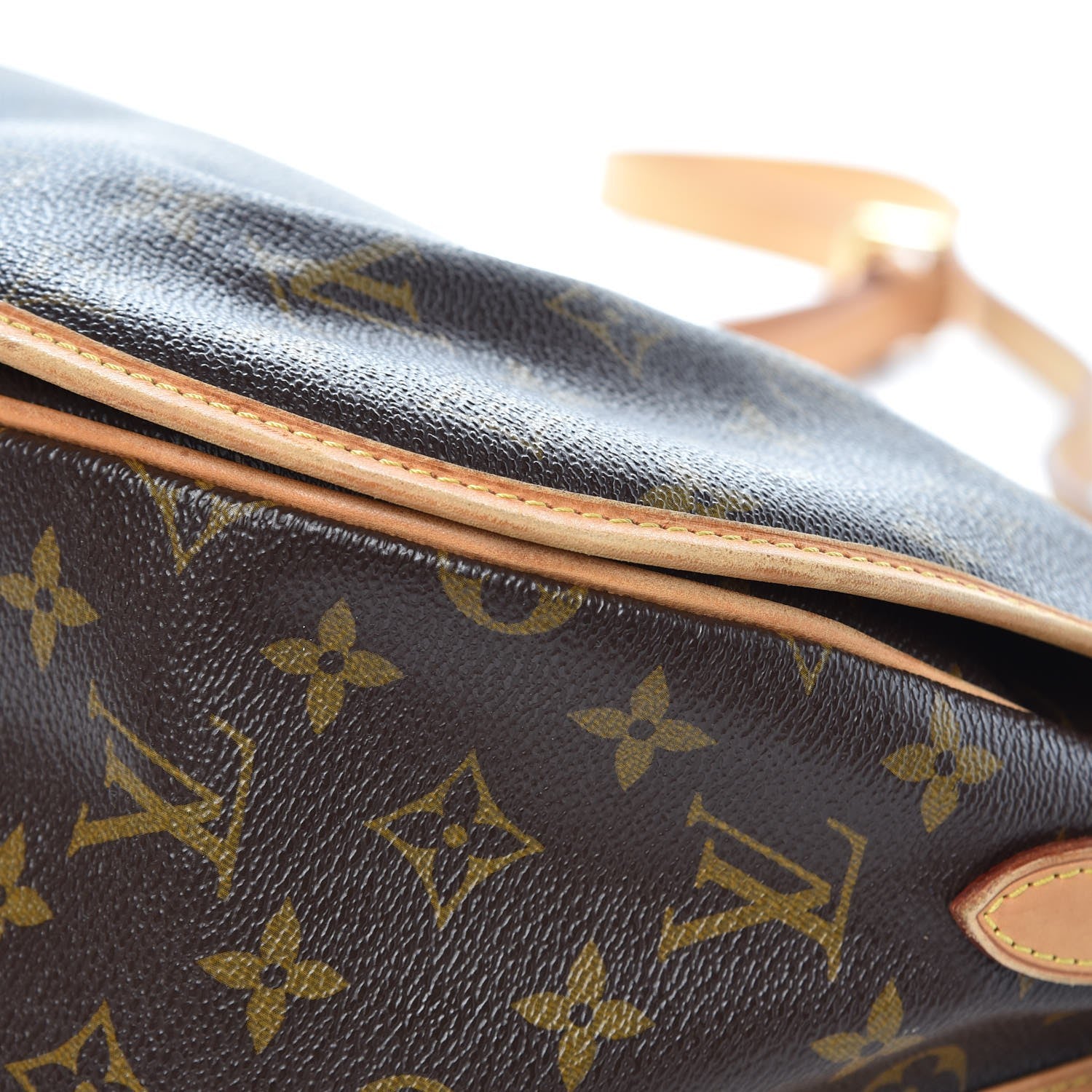 Louis Vuitton Monogram Menilmontant MM 10 of 11