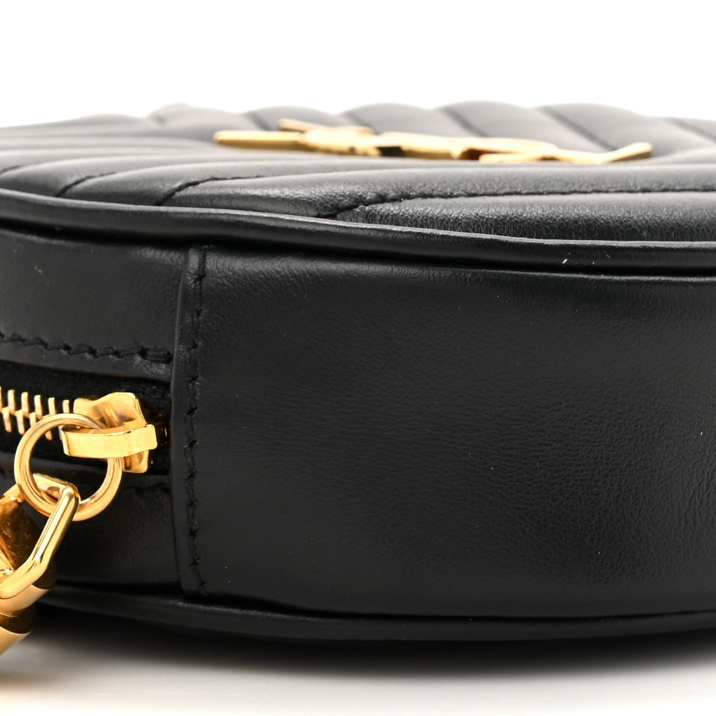 Calfskin Matelasse Chevron Quilted Baby Round Vinyle Belt Bag Black