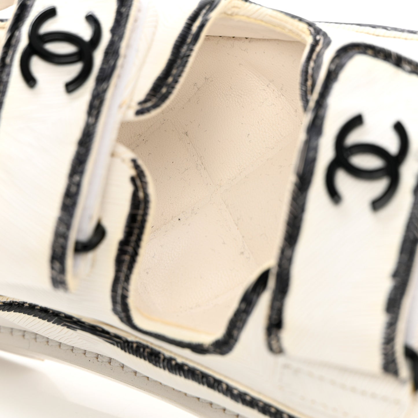 Calfskin Printed Velcro Dad Sandals 35 White Black