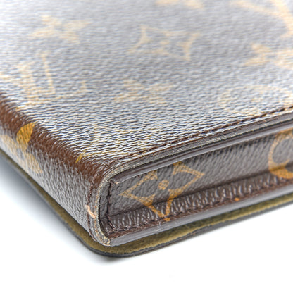 Louis Vuitton Monogram iPad Case 5 of 12