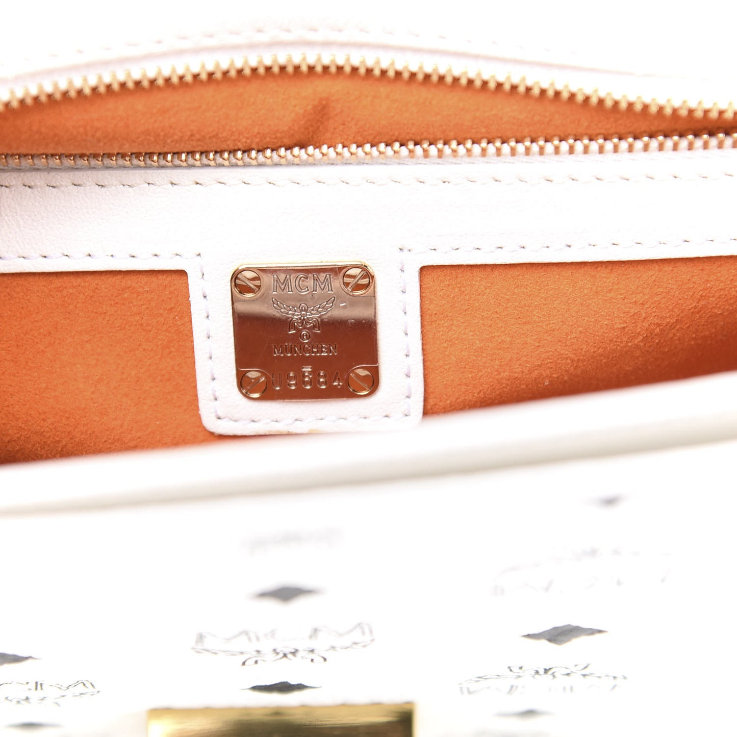 Visetos Medium Patricia Satchel White