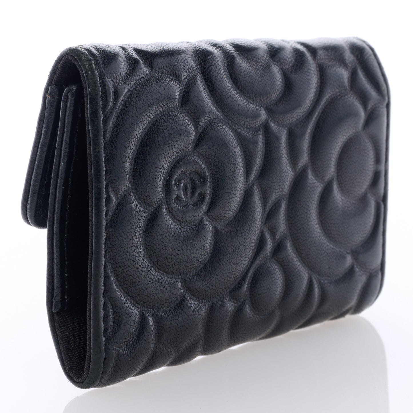 Goatskin Camellia Embossed 4 Key Holder Black