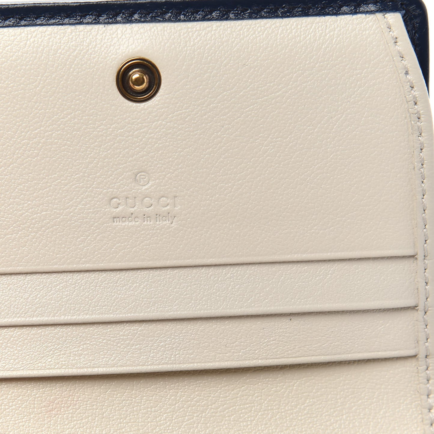 Vintage Effect Calfskin Matelasse Diagonal Torchon GG Marmont Card Case Wallet Mystic White Blue Agata
