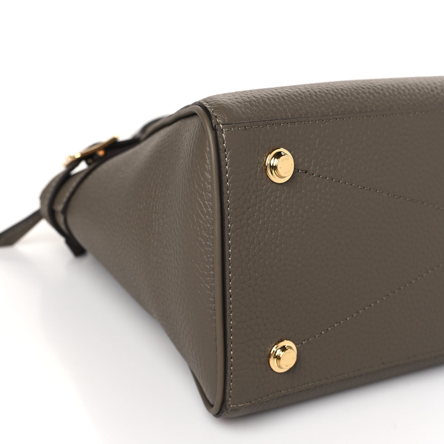 Taurillon Calfskin Vendome MM Earth