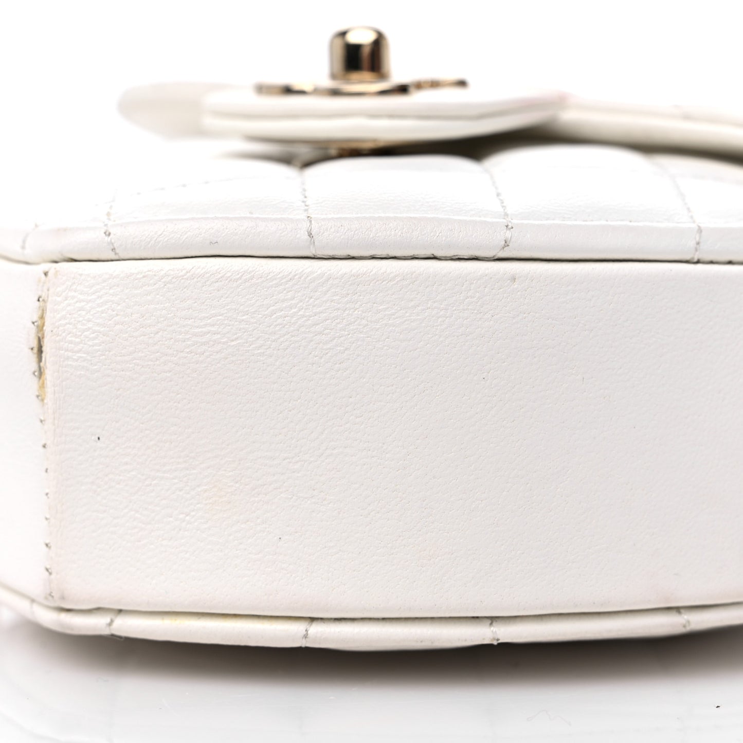Lambskin Quilted CC In Love Heart Clutch With Chain White