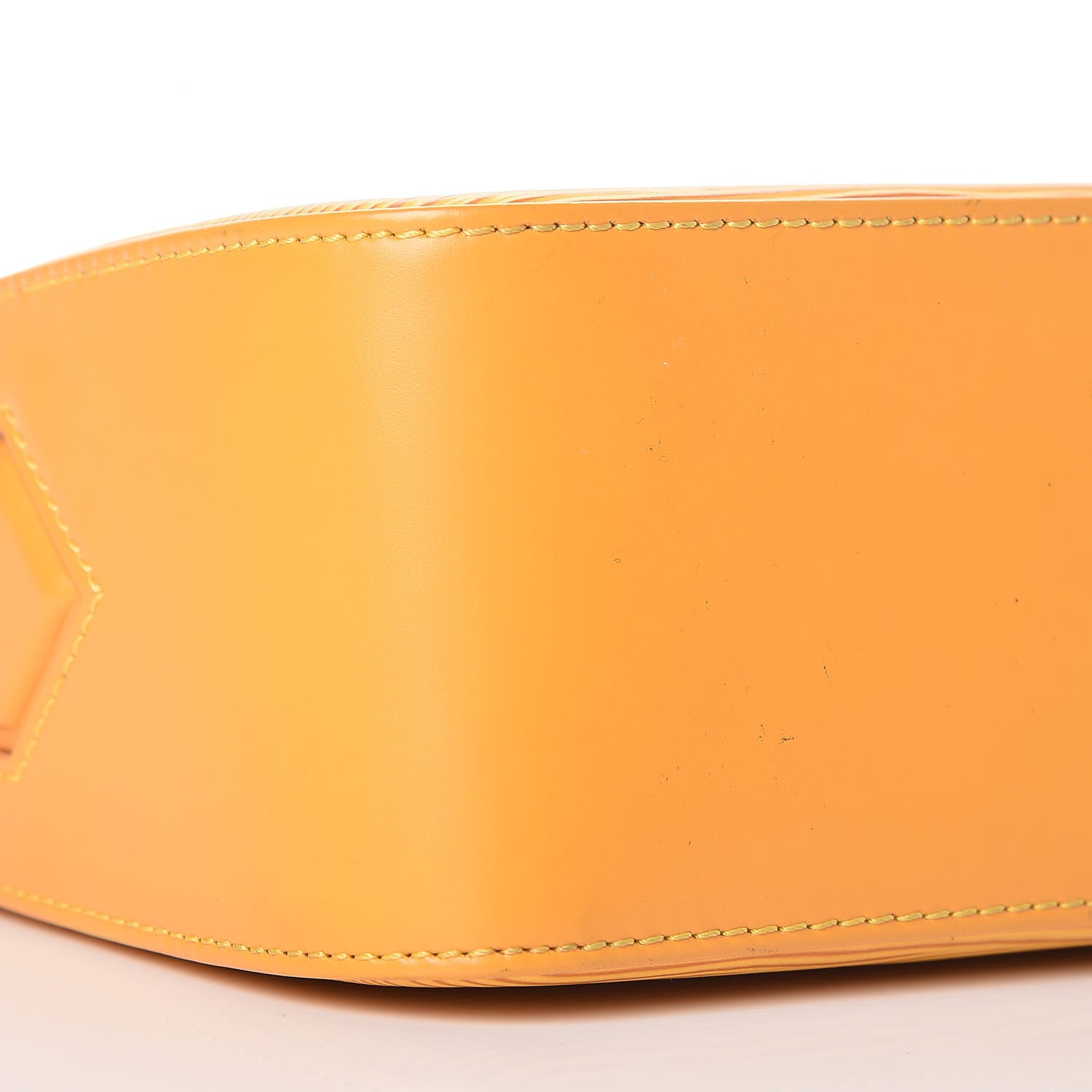 Louis Vuitton Epi Buci Tassil 8 of 11