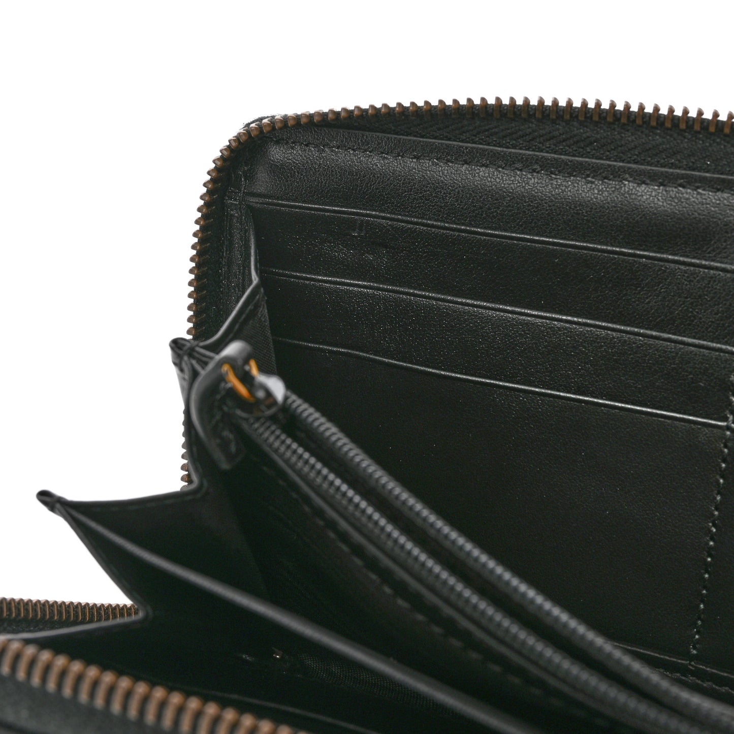 Calfskin Matelasse GG Marmont Zip Around Wallet Black