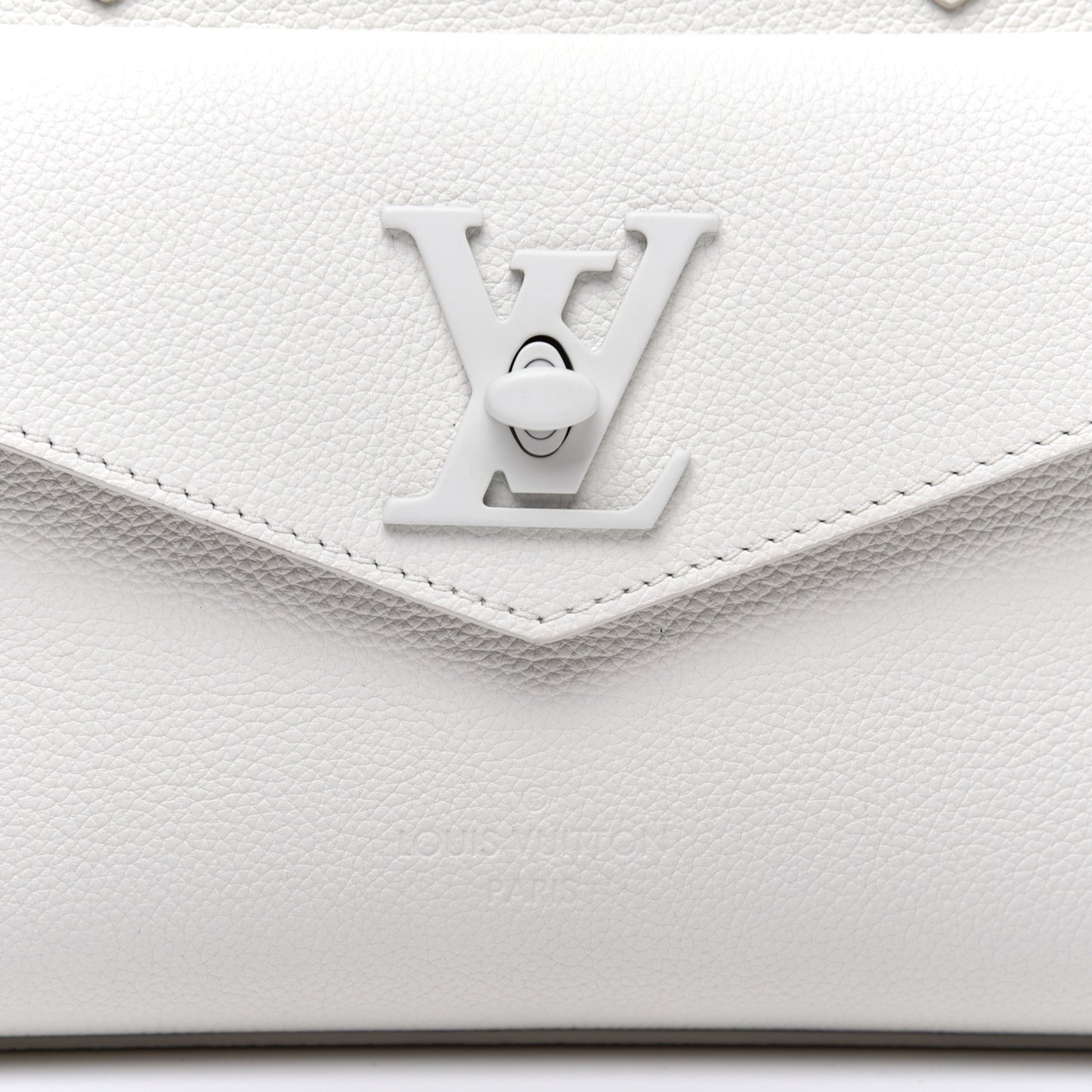 Soft Calfskin Lockme Tote PM White