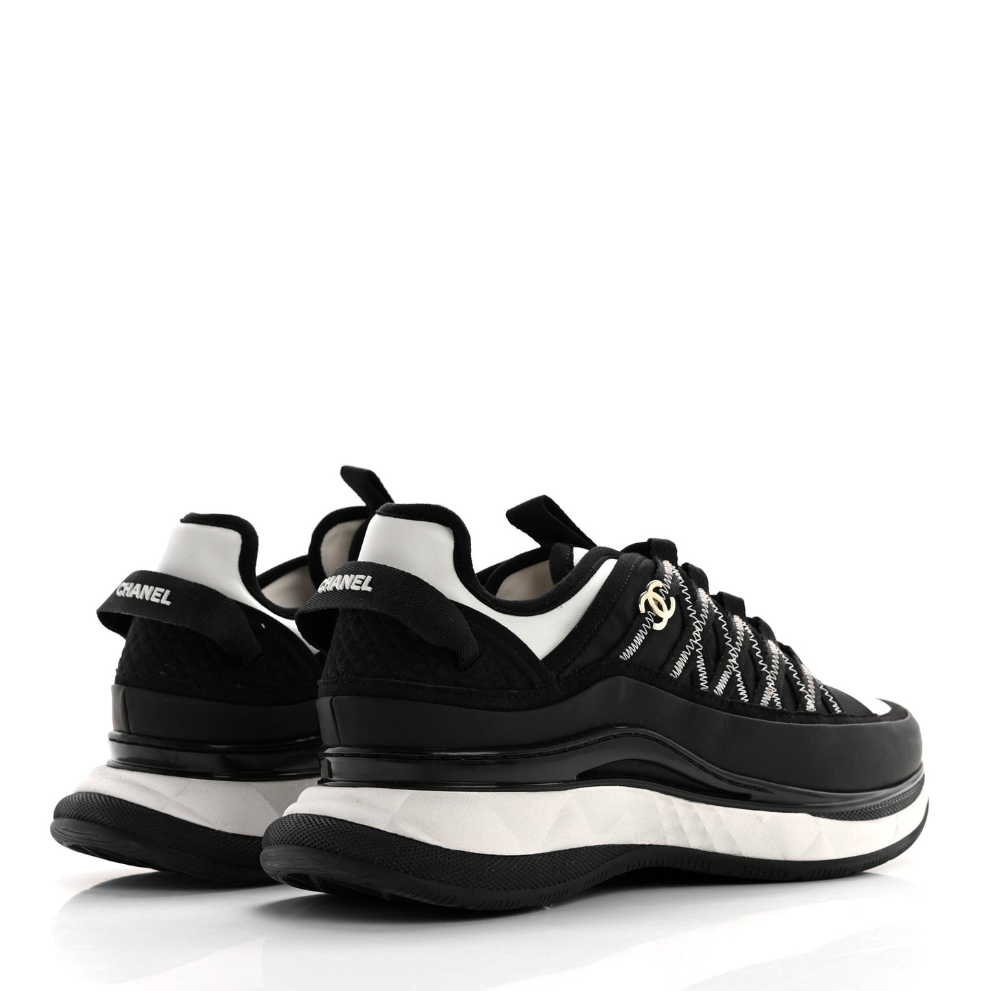 Mixed Fibers Suede Calfskin CC Sneakers 40 White Black