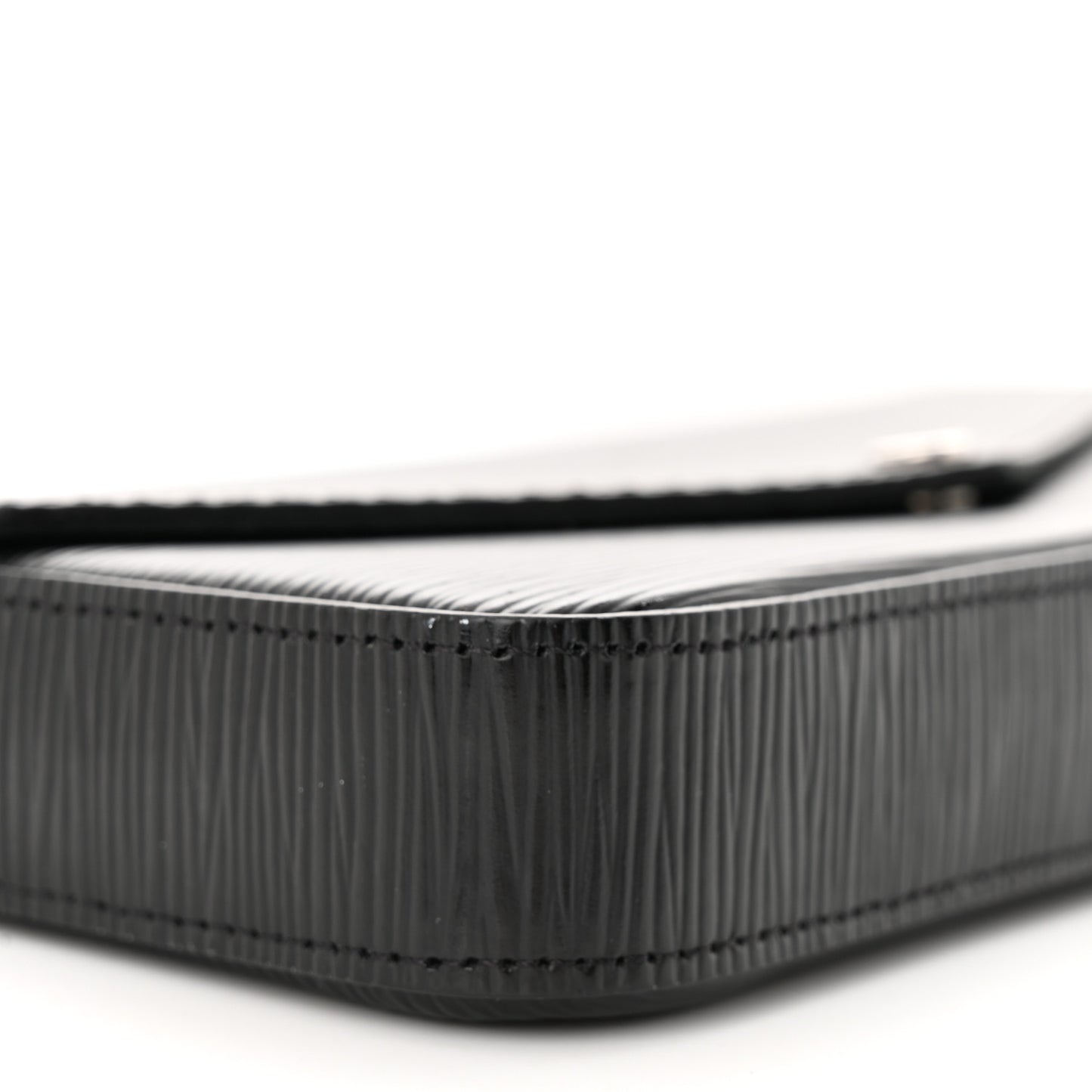 Epi Pochette Felicie Black