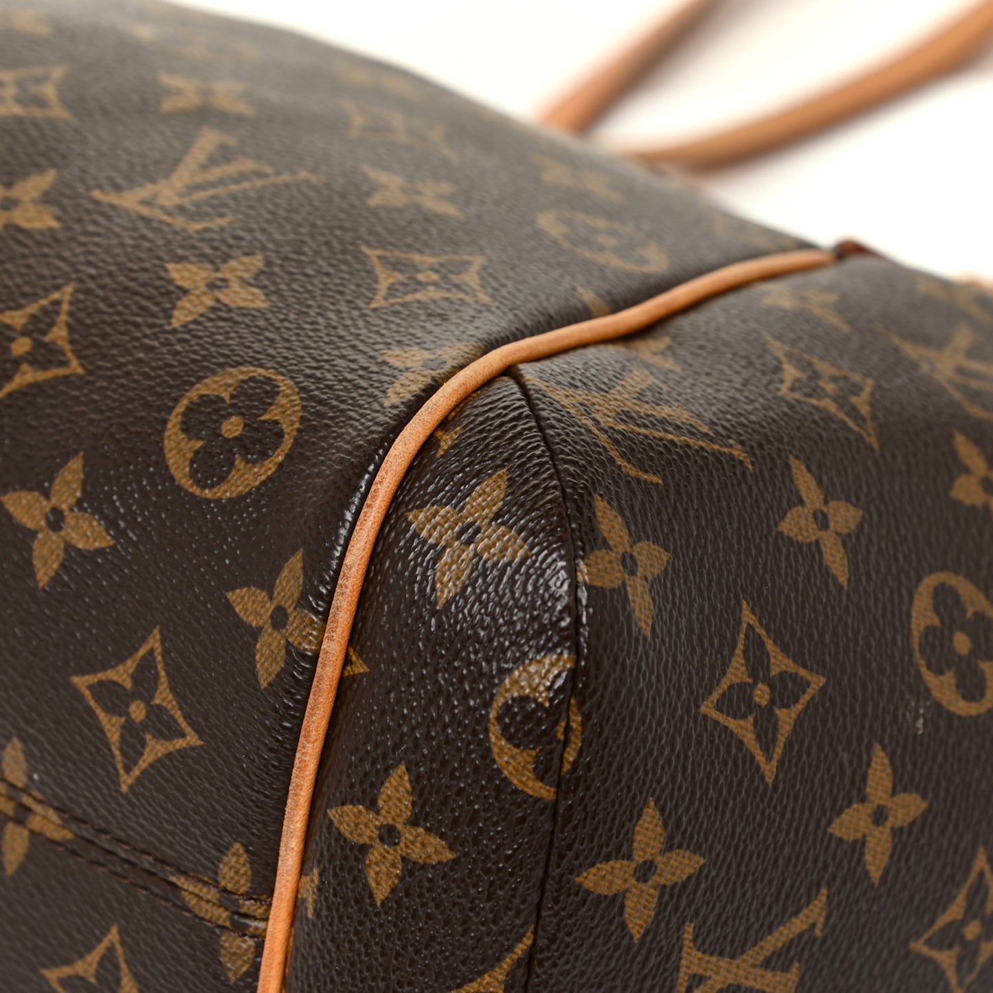 Monogram Totally PM