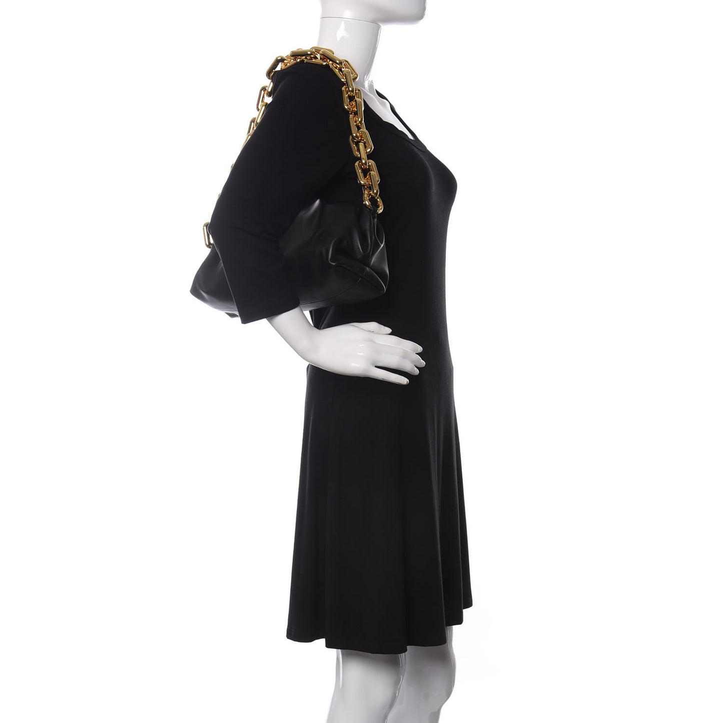 Calfskin The Pouch Chain Black