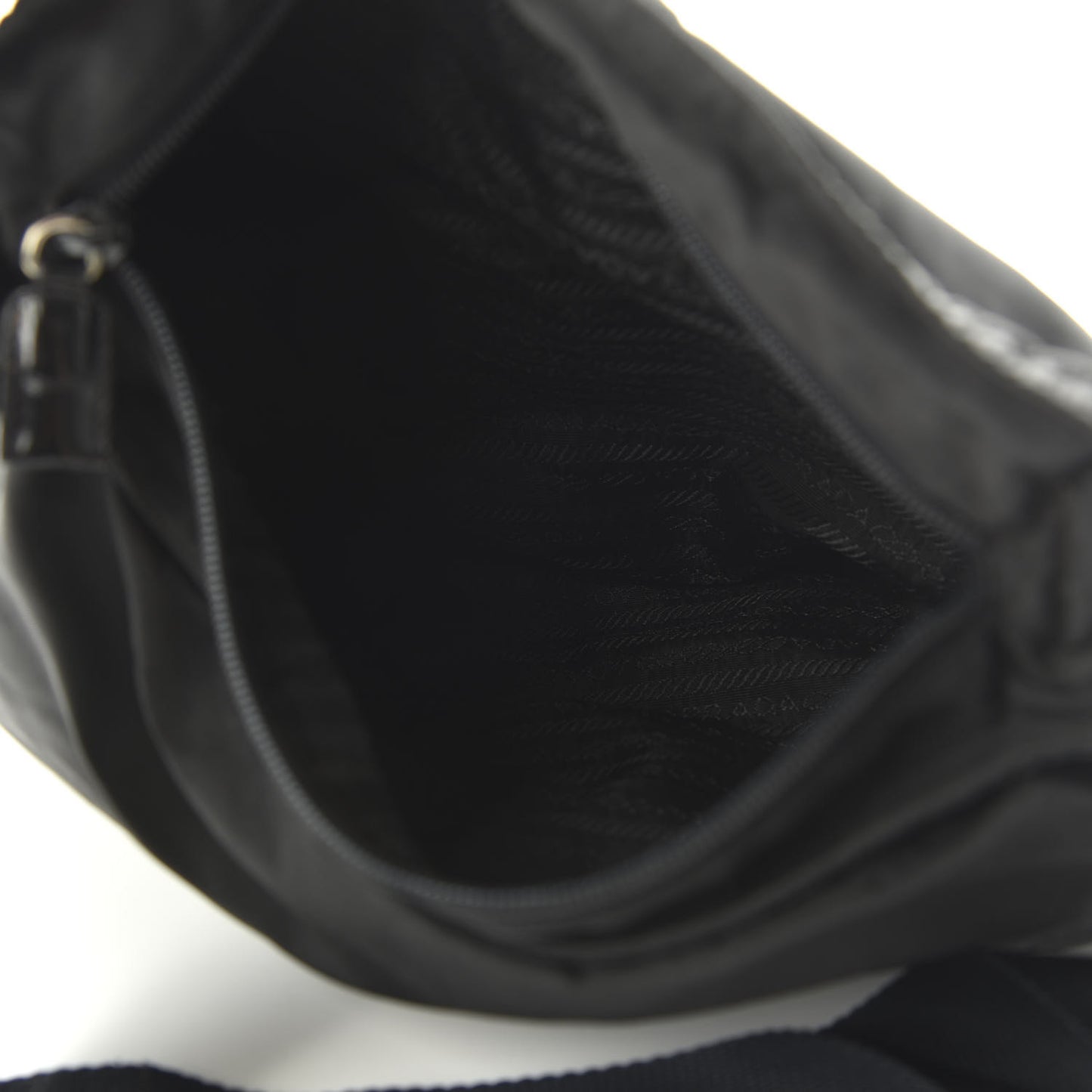 Nylon Flat Messenger Bag Black