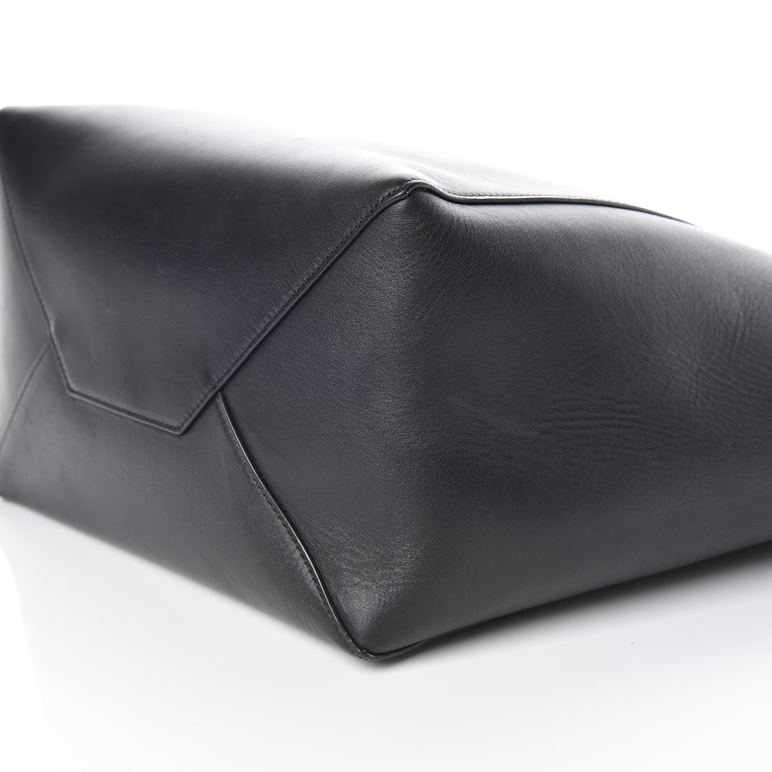 Celine Soft Grained Calfskin Medium Horizontal Cabas Phantom Black 6 of 19