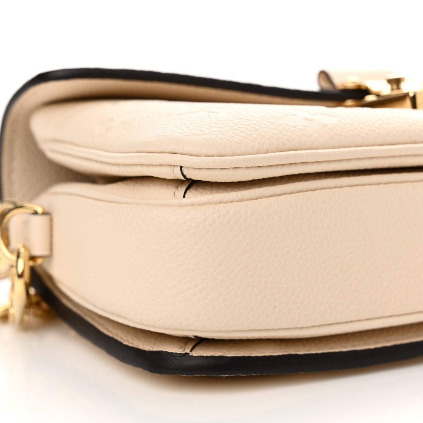 Empreinte Pochette Metis East West Cream