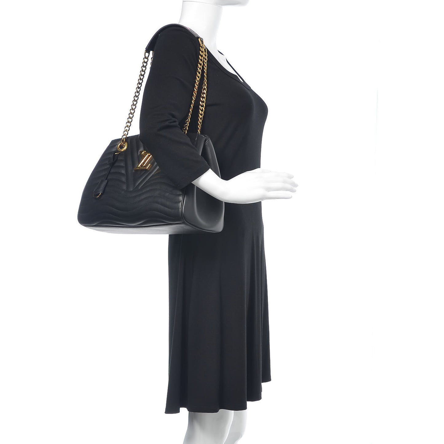 Calfskin New Wave Chain Tote Black