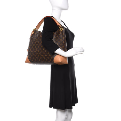 Louis Vuitton Monogram Berri MM 2 of 15