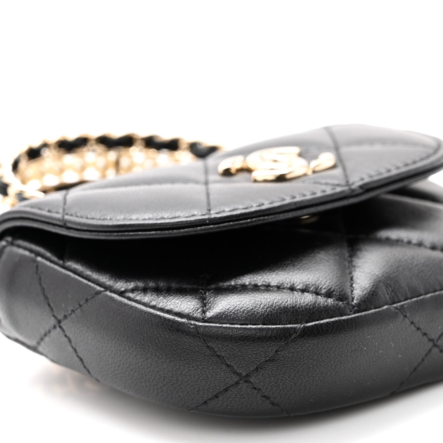 Lambskin Quilted Pearl Top Handle Clutch With Chain Black