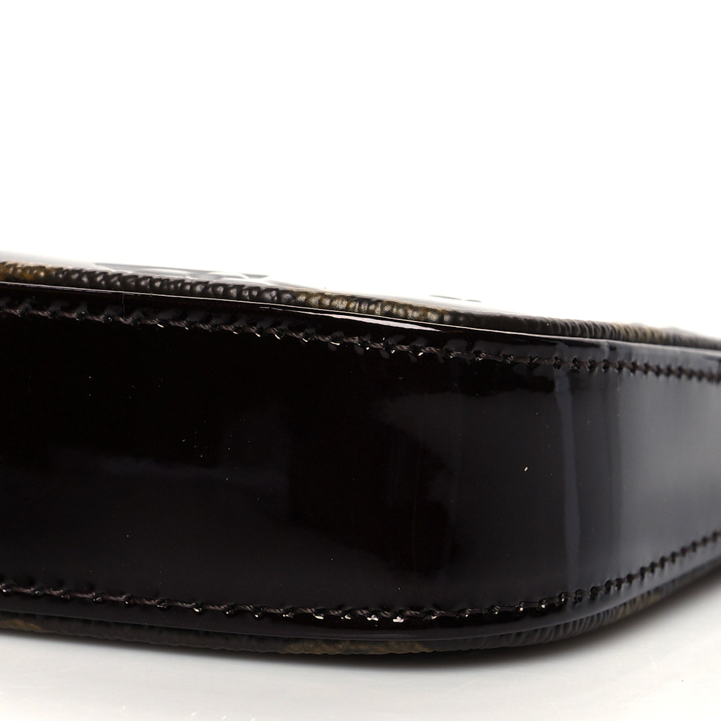 Vernis Monogram Mini Pochette Accessories Amarante