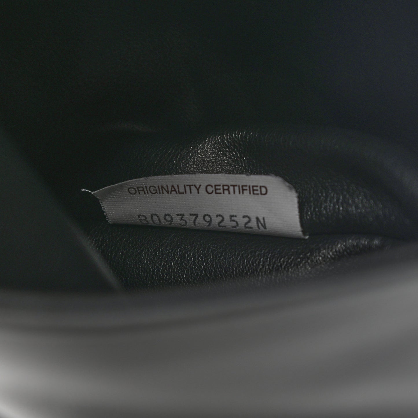 Calfskin Mini BV Twist Black