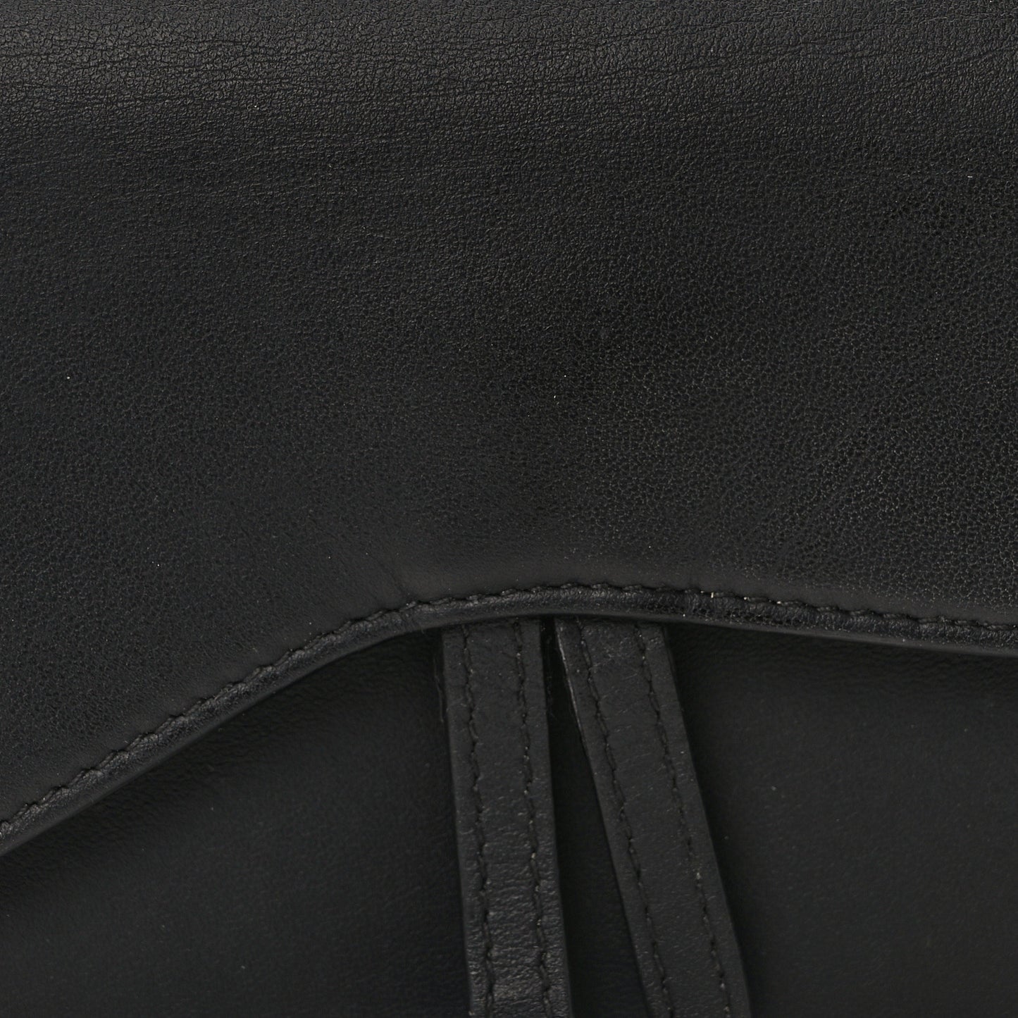 Ultra Matte Calfskin Saddle Belt Clutch Black