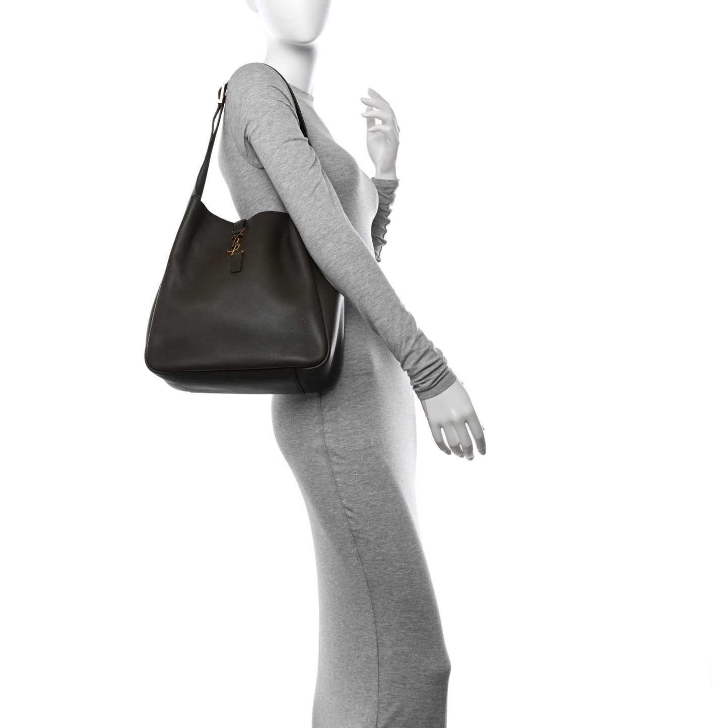 Supple Calfskin Large Le 5 A 7 Soft Hobo Light Musk