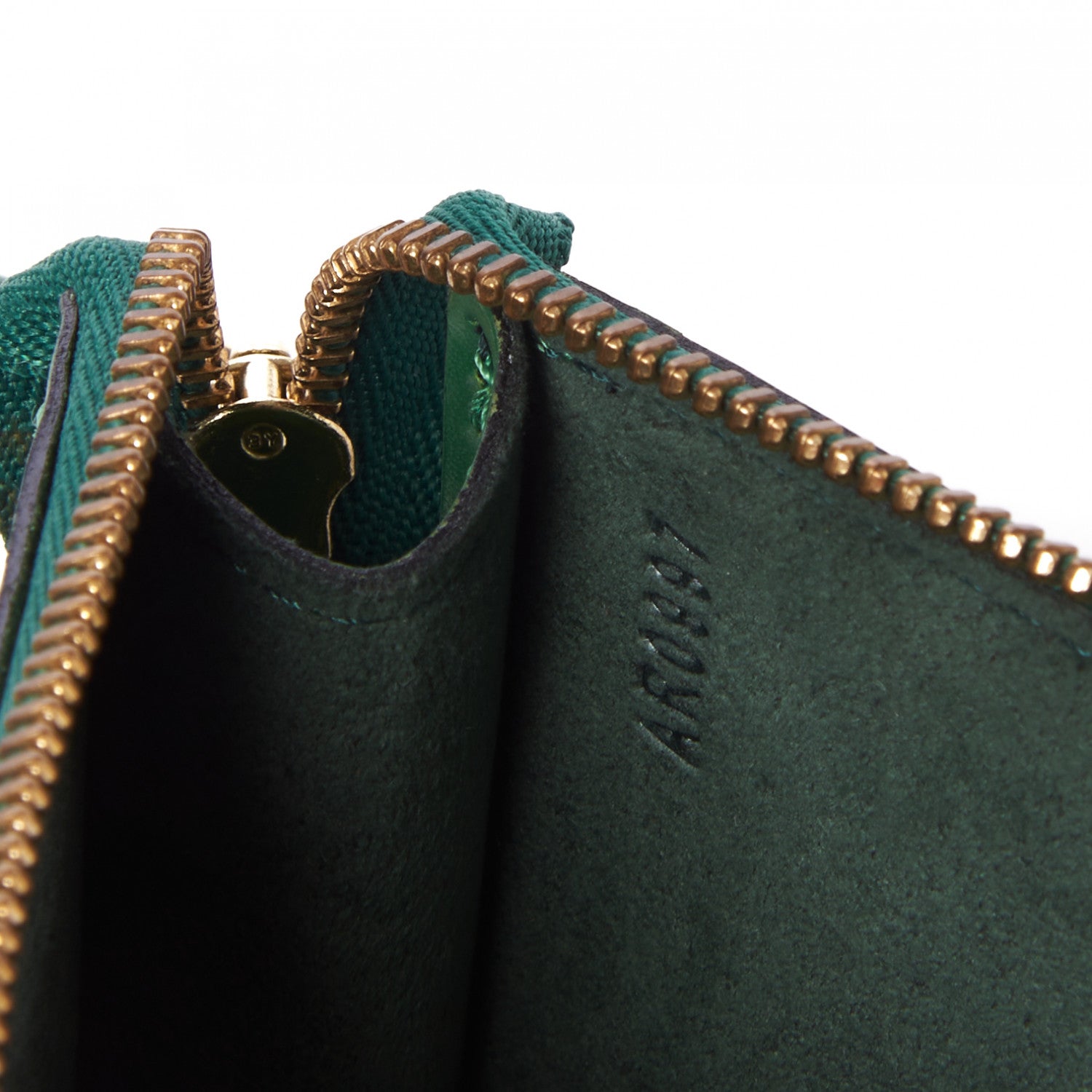 Louis Vuitton Epi Pochette Accessories 24 Borneo 8 of 8