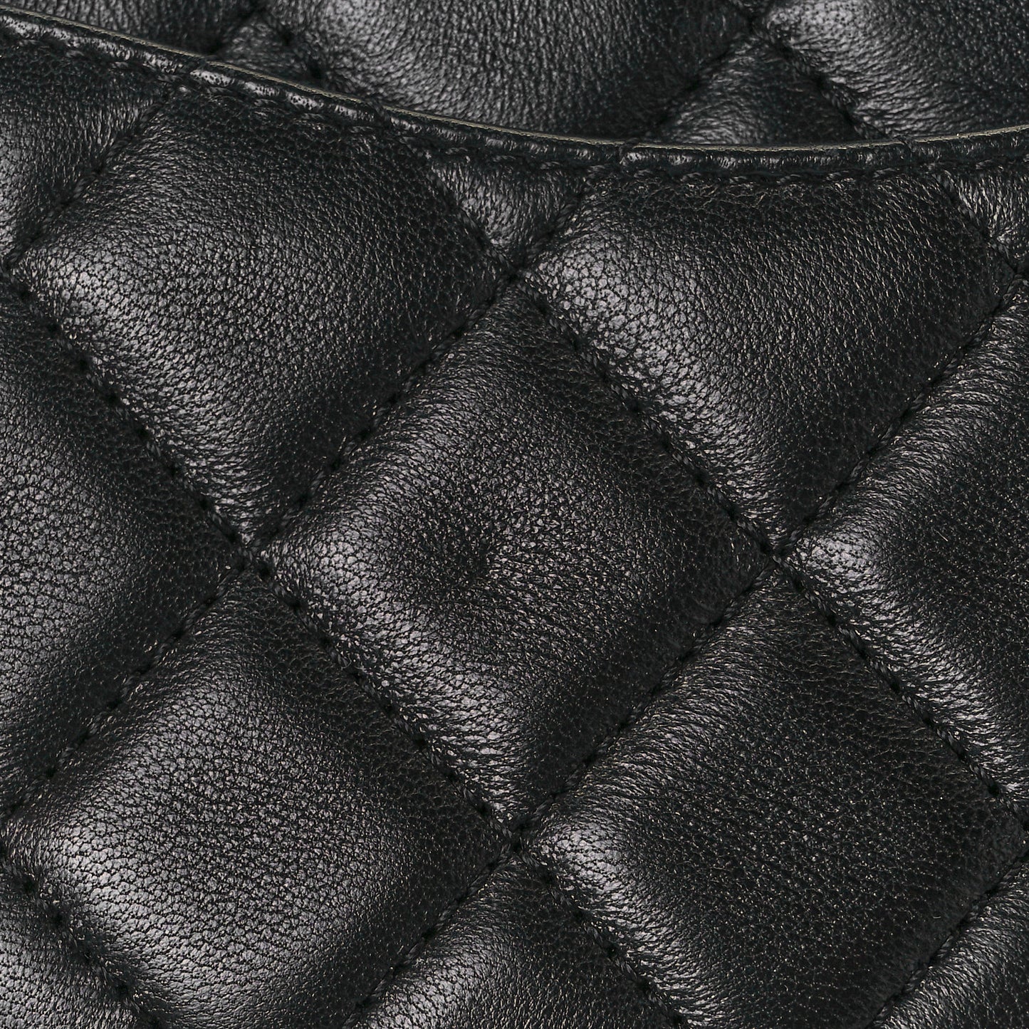 Lambskin Quilted Mini Pearl Crush Flap Black