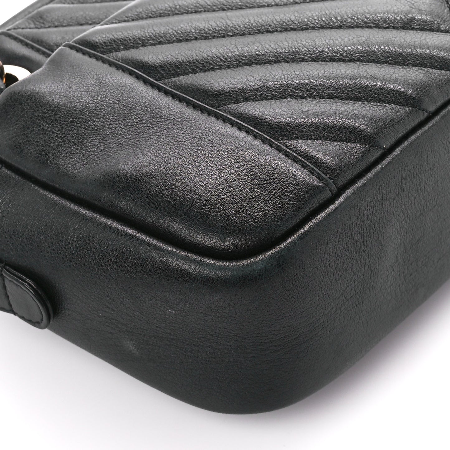 Calfskin Quilted Daily Chevron Camera Case Black